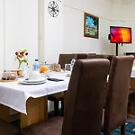Innmare Fortuna Dos Estrellas Hotel